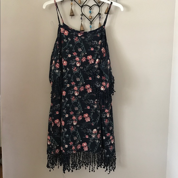 4/$25 Floral print cold shoulder dress - Picture 3 of 3