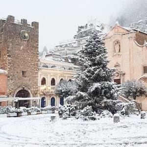 Meet your Posher, Annamaria