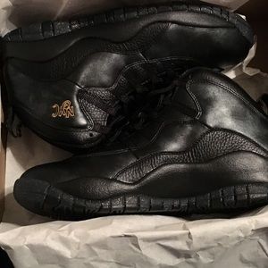 Jordan 10s NYC size:10