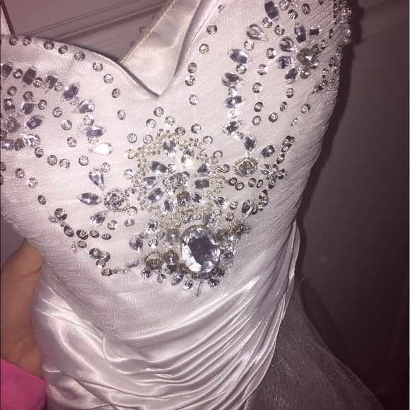 Pure white shortened dress - Picture 5 of 6