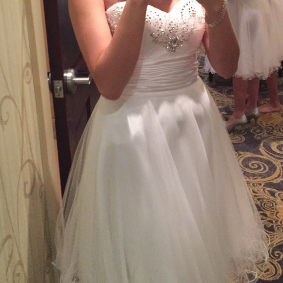 Pure white shortened dress - Picture 6 of 6