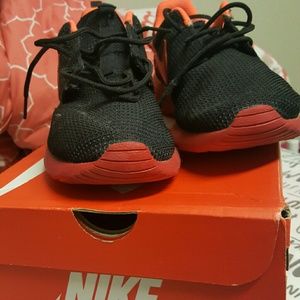 Nike Roshe Runs