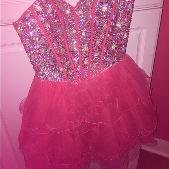 bright pink shortened dress - Picture 2 of 5