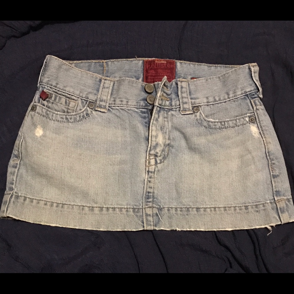 Hollister Mini jean skirt ❣️