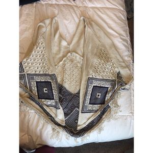 Rip Curl beach sweater/shall. One size.