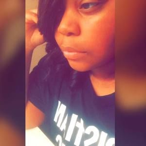 Meet your Posher, Tanisha