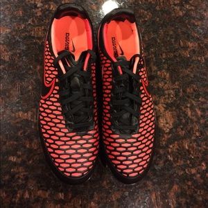 Nike magista soccer cleats