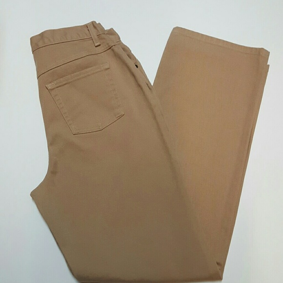 Jeans  Newport News Jeanology Collection Khaki Col - Picture 1 of 3