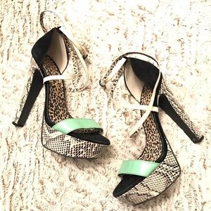 NWOT Jessica Simpson Paris Heels Size 8.5