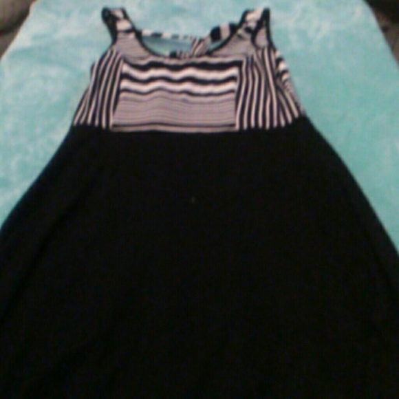 Black and white striped SKATER DRESS - Picture 2 of 7