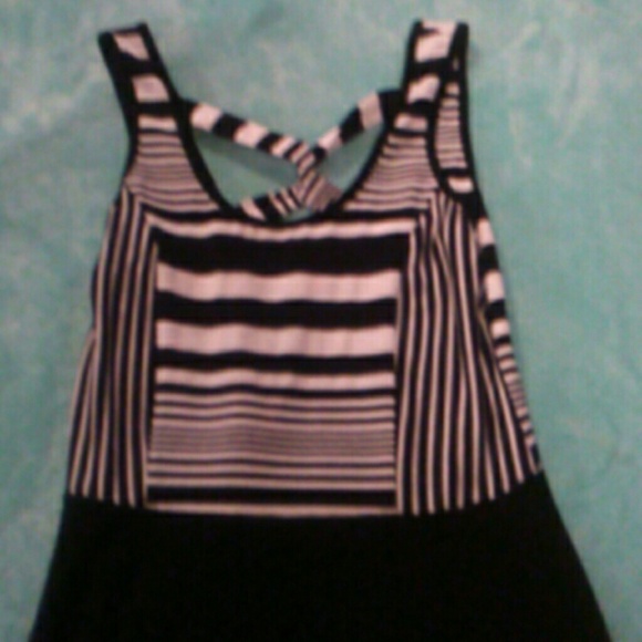 Black and white striped SKATER DRESS - Picture 3 of 7