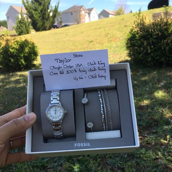🌺Fossil watch set🌺 - Picture 2 of 2