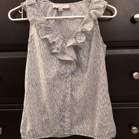 LOFT Tops - LOFT sleeveless top with ruffles XSP