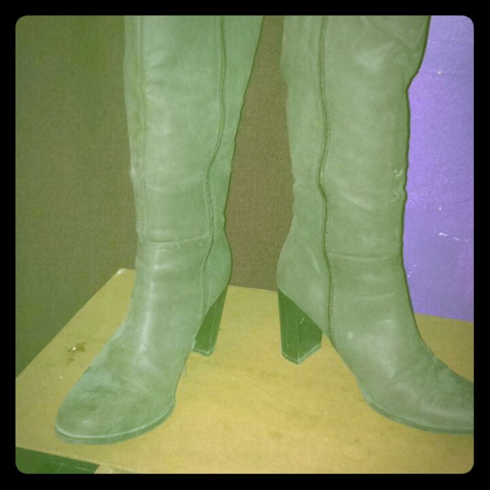 Mid calf boots!!