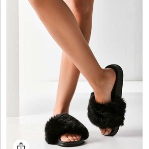 Faux fur UO slides