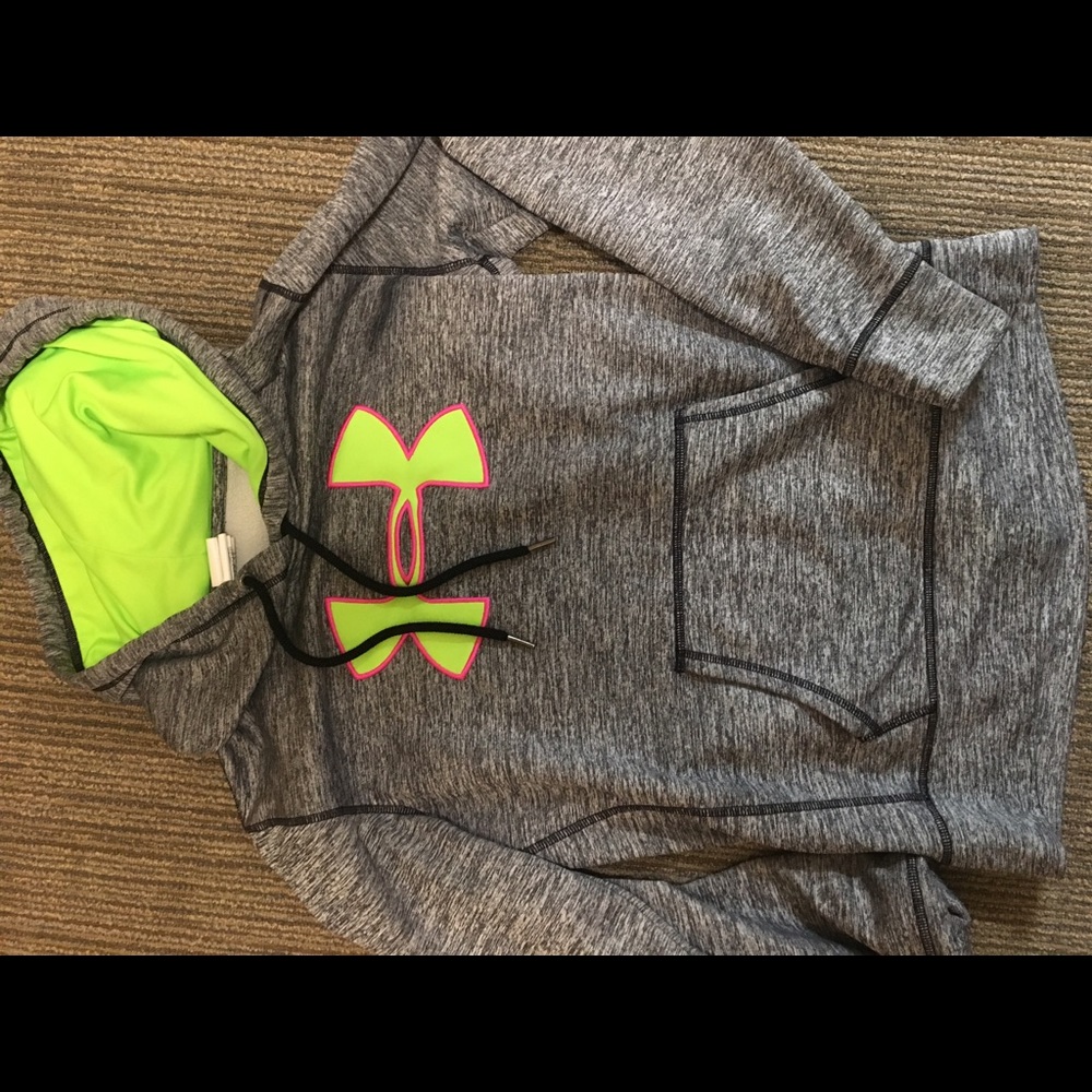 Under Armour Sweatshirt
