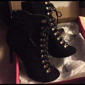 Black bootie heels