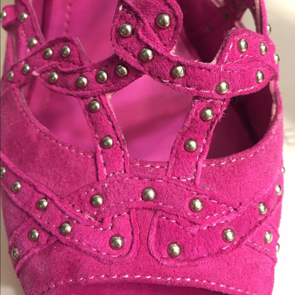 BCBG Sandals - Picture 2 of 3