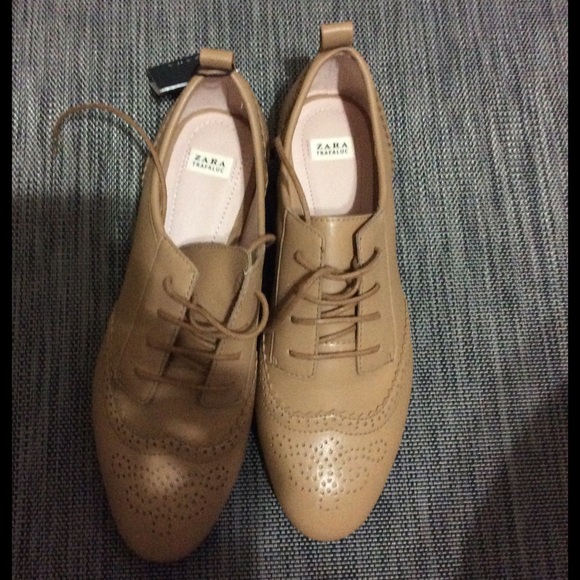 Zara Shoes - ZARA Oxford shoes size 6