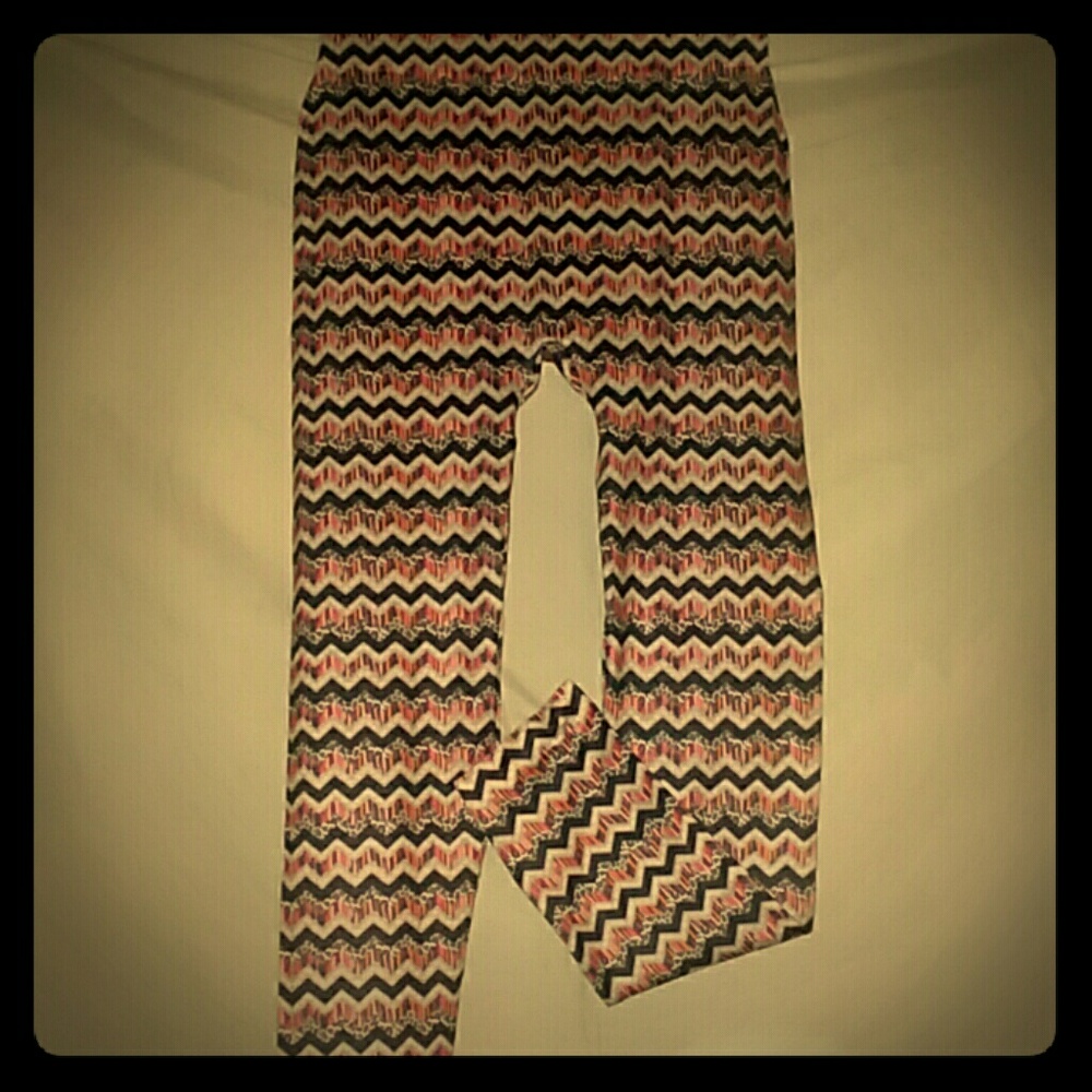 Zig Zag Print Yoga Pants/ Leggings