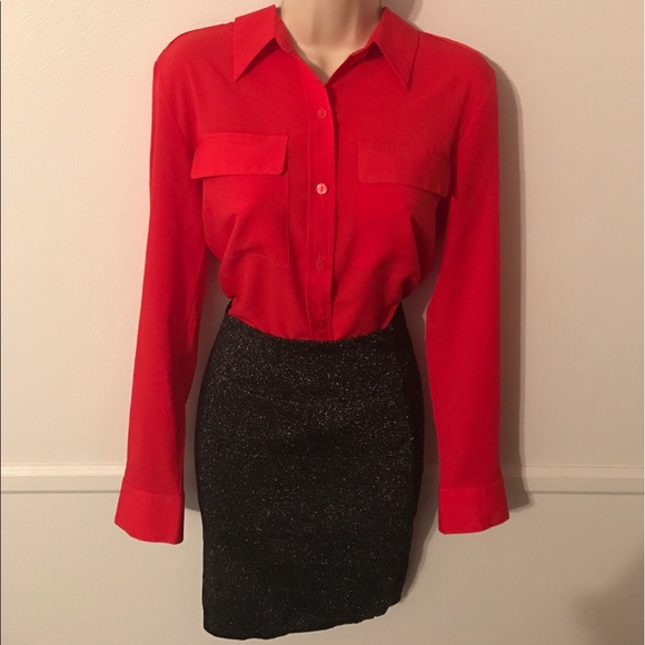 🔥 Metallic black mini skirt - Picture 2 of 4