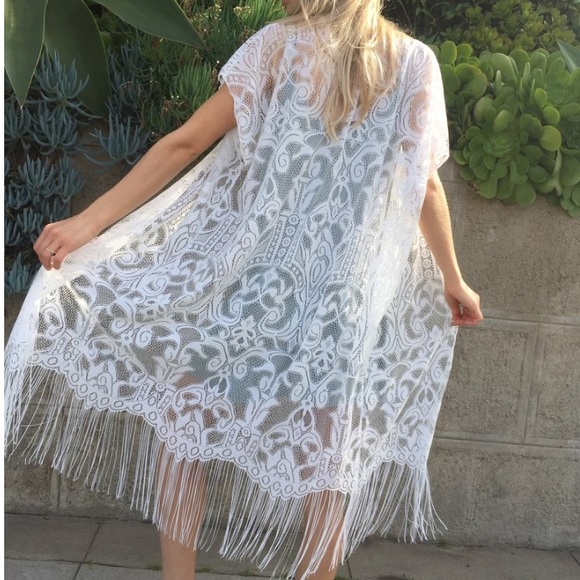 White lace fringe kimono - Picture 3 of 3