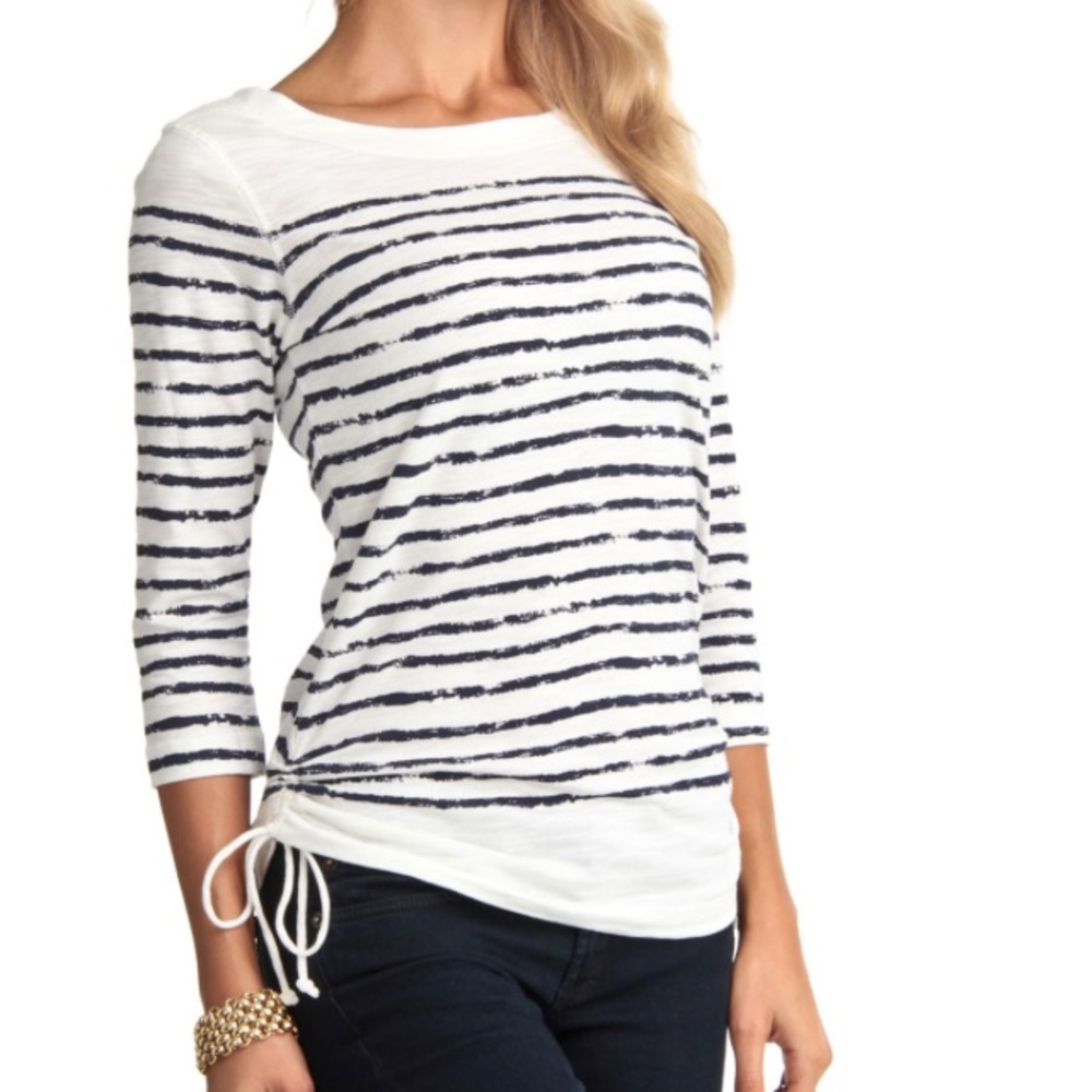 Cute striped top🌸