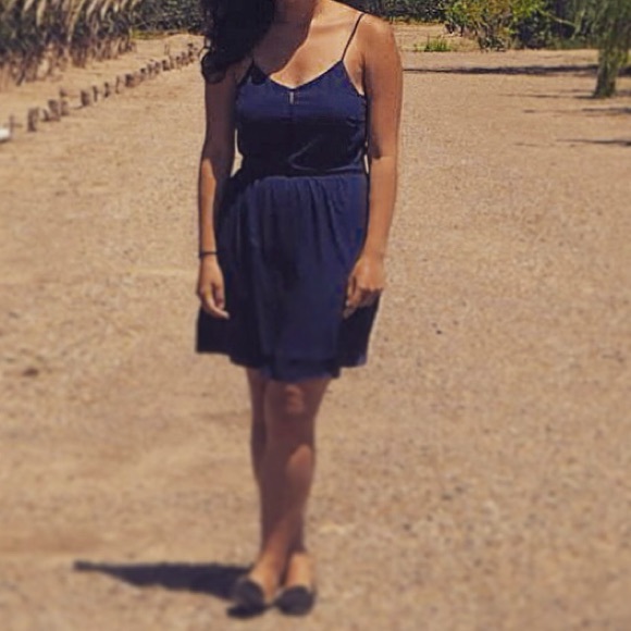 Everly Dresses & Skirts - 🌟SALE🌟everly navy blue dress
