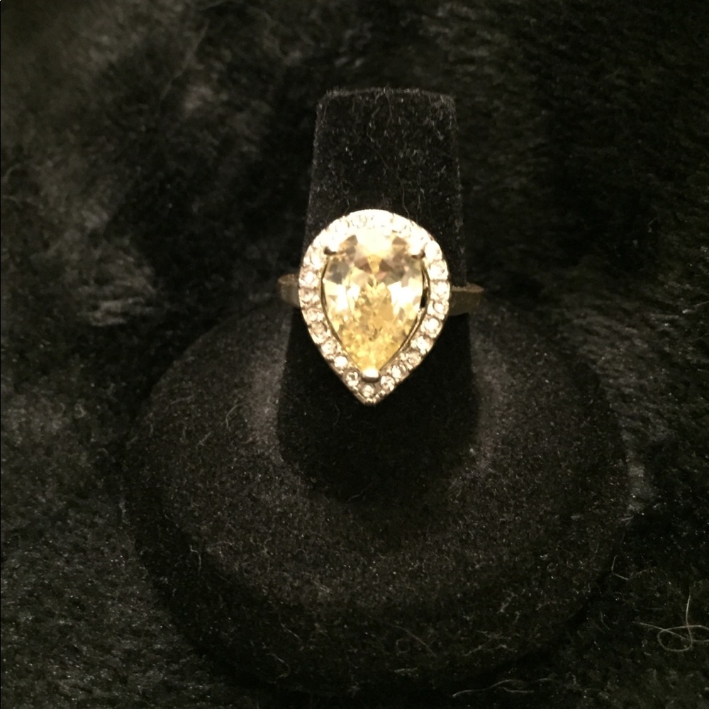 Fashion Lemon Yellow Halo Pear Ring Gold Tone 6