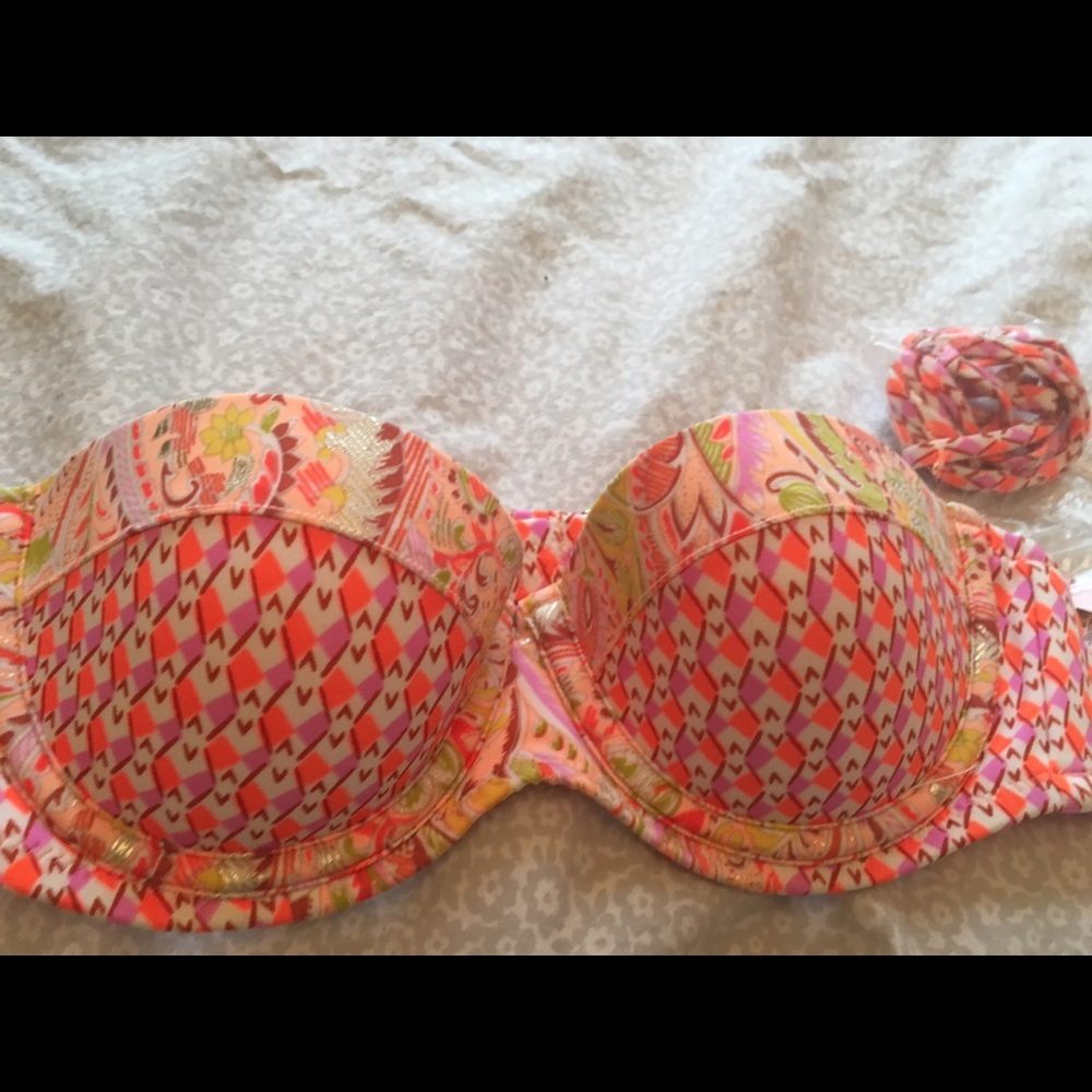 NWT VS swim top
