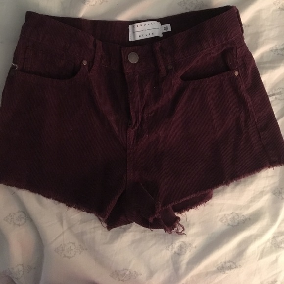 Kendall and Kylie burgundy shorts - Picture 1 of 2