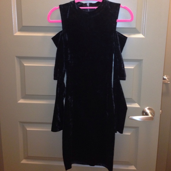 Velvet cocktail dress - Picture 3 of 4