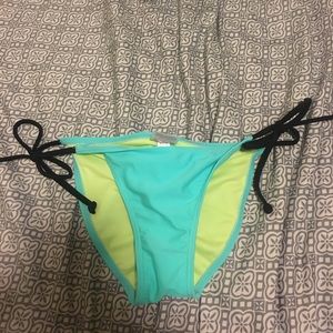 Bathing suit bottoms