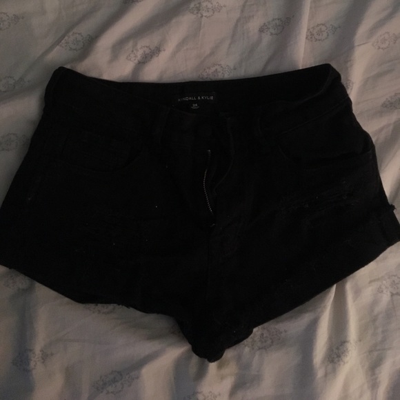 Kendal and Kylie Black Destroyed Shorts - Picture 1 of 2