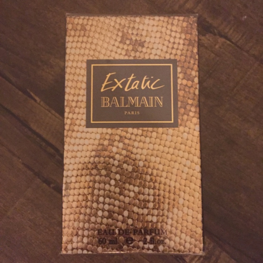 Extatic Balmain fragrance