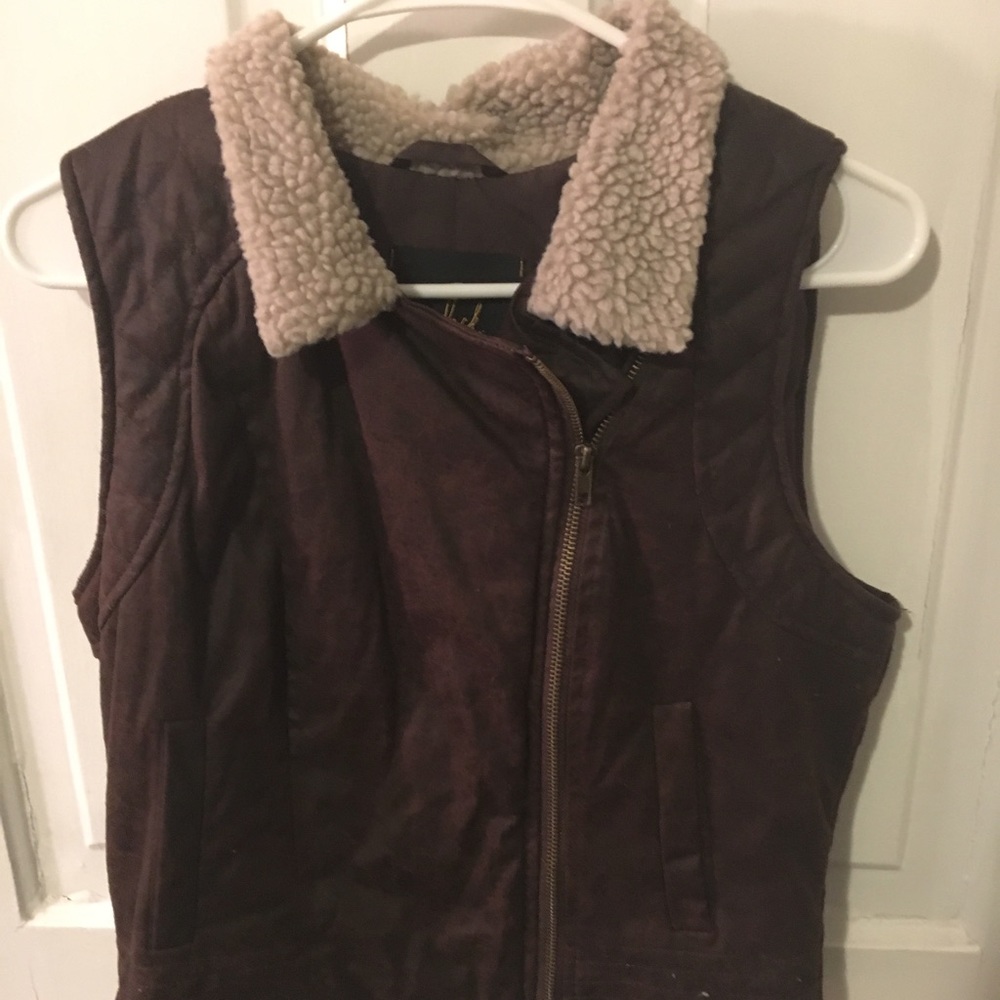 Jack Cropped Vest