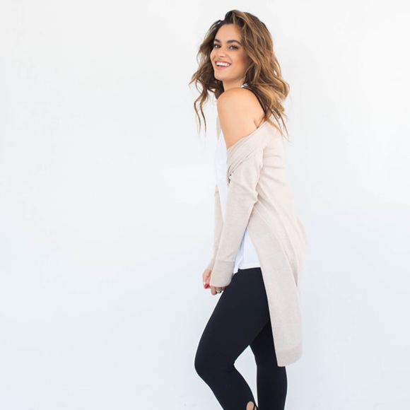 NO RESTOCK//TAN NEUTRAL DUSTER ONE LARGE LEFT - Picture 3 of 8