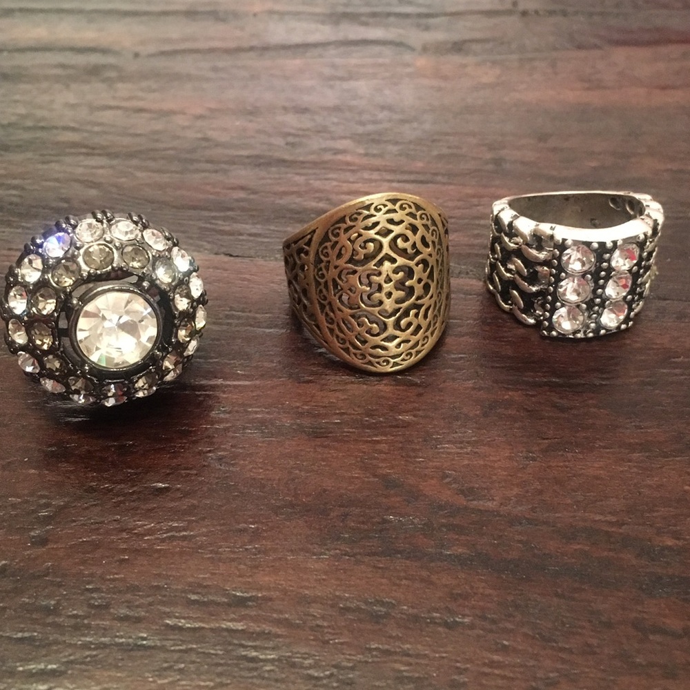 Set of three rings
