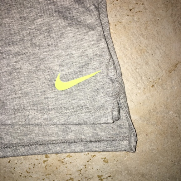 Nike throwback crop tank jersey - Picture 4 of 5