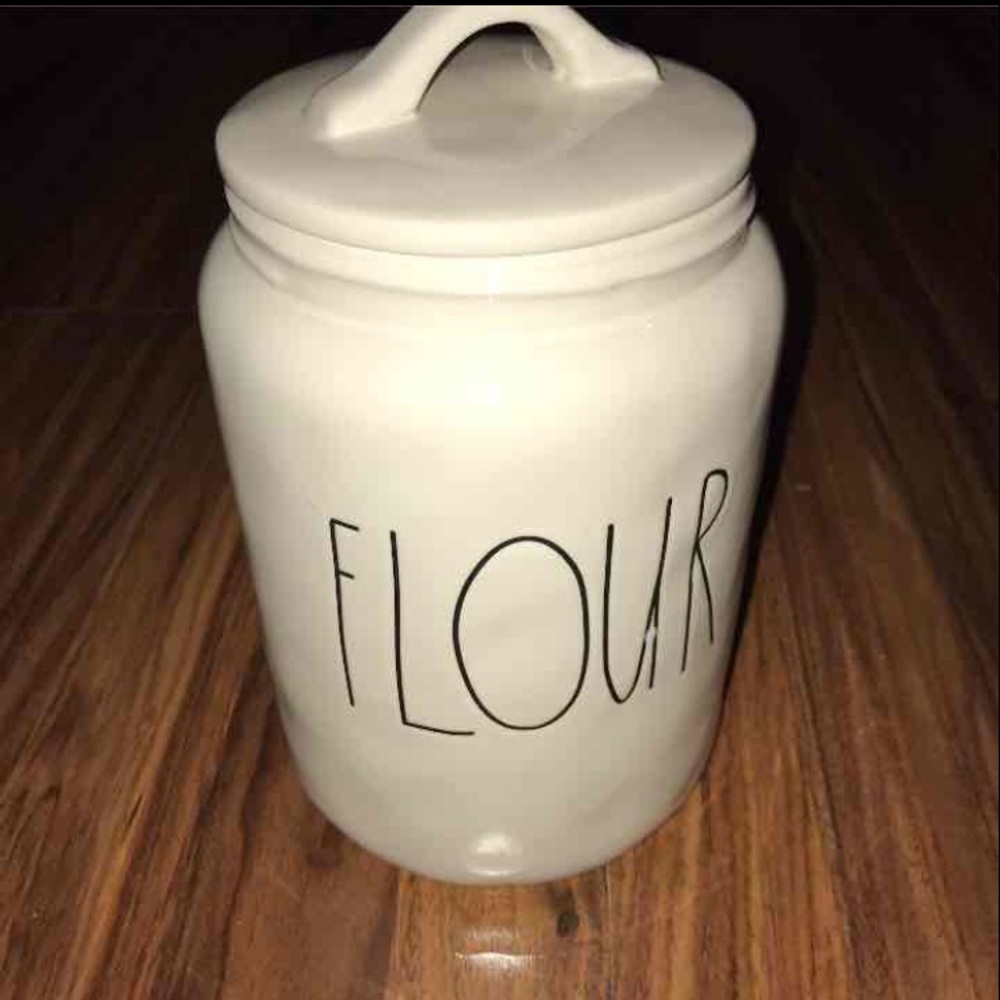 Rae Dunn canister