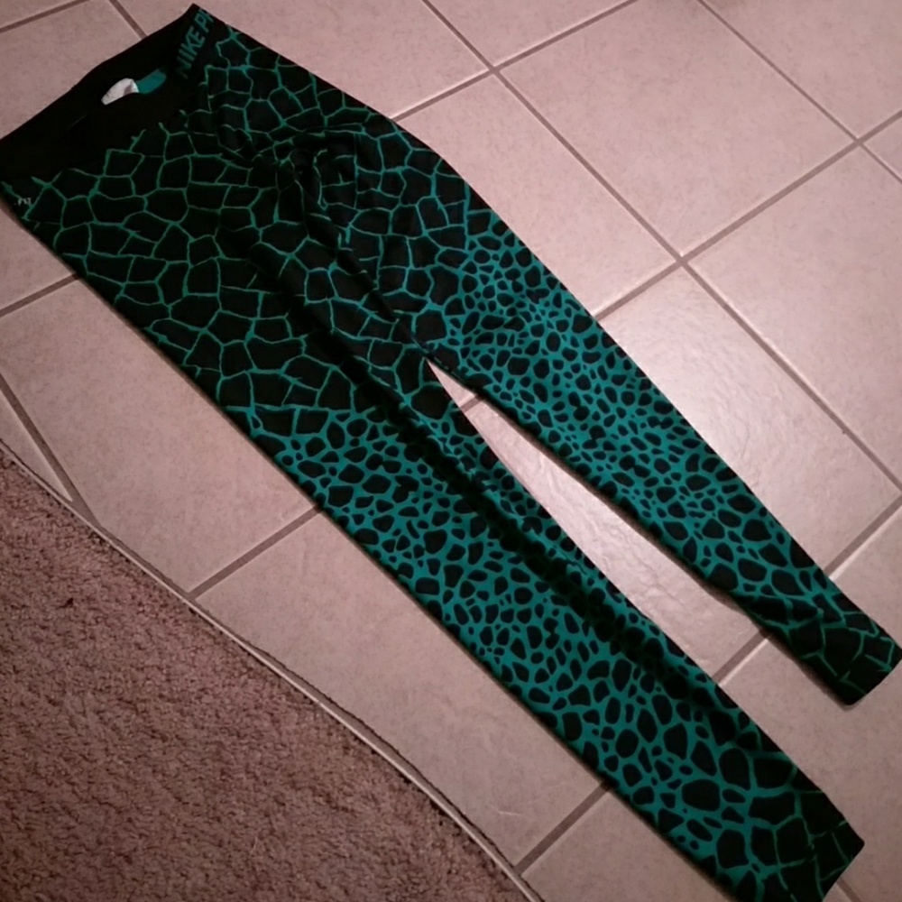 Nike Pro Leggings
