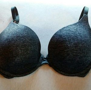Gently used VS bra's