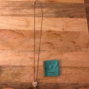 Return to Tiffany floating heart necklace