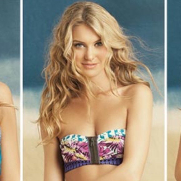 NWT Maaji Swimwear Top 👙✨ - Picture 1 of 4