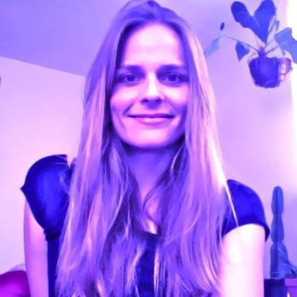 Meet your Posher, Aimee - Picture 1 of 1
