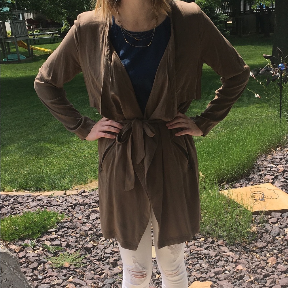 BRAND NEW boutique trench-style top