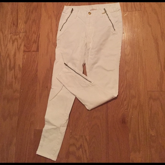 Authentic Michael Kors white jeans - Picture 3 of 4