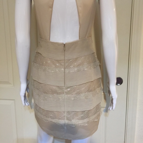 BCBG MAX AZRIA FIONNA Tiered Lace Sheerback DRESS - Picture 5 of 5