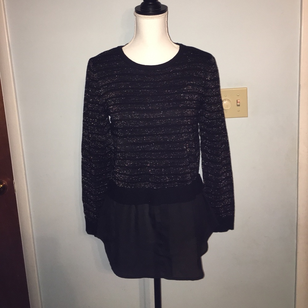 Women's beautiful long sleeve top