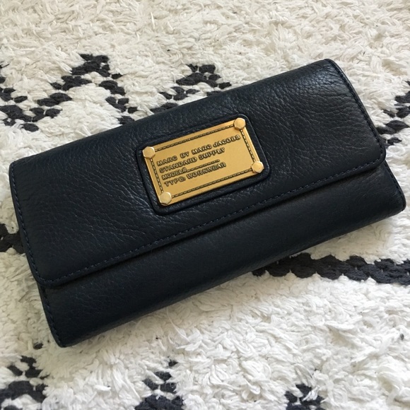 Marc by Marc Jacobs Handbags - Marc by Marc Jacobs Classic Q Navy Wallet